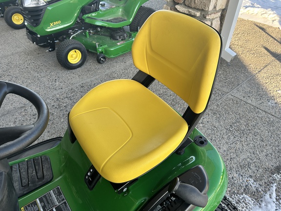 2023 John Deere S220 Garden Tractor