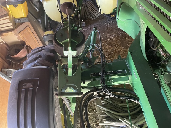 2005 John Deere 4720 Sprayer/High Clearance