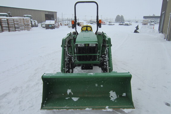 2016 John Deere 3038E Tractor Compact