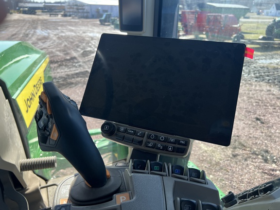 2022 John Deere 8RX 370 Tractor Rubber Track