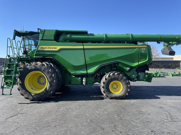 2024 John Deere X9 1000 Combine
