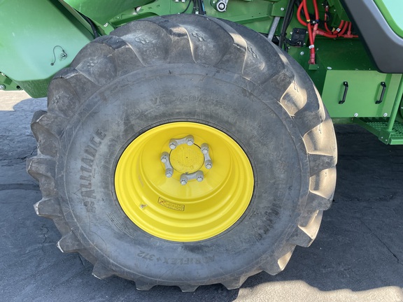 2024 John Deere X9 1000 Combine