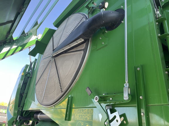 2024 John Deere X9 1000 Combine