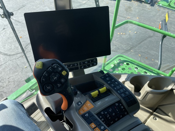 2024 John Deere X9 1000 Combine