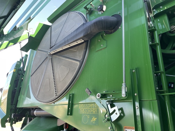 2024 John Deere X9 1000 Combine
