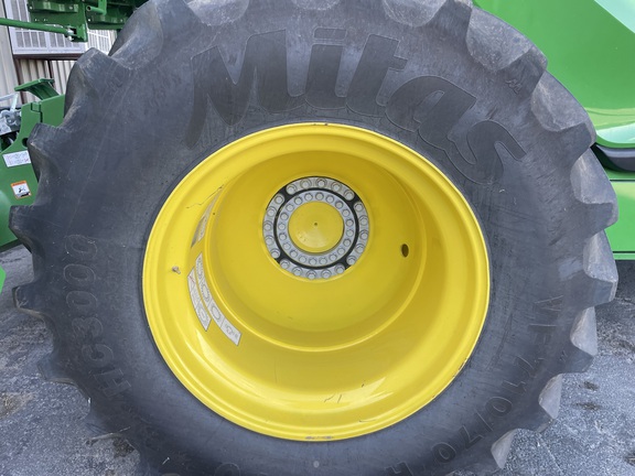 2024 John Deere X9 1000 Combine