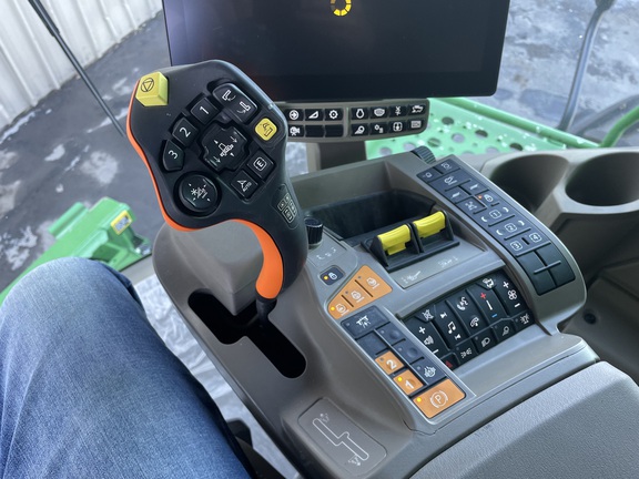 2024 John Deere X9 1000 Combine