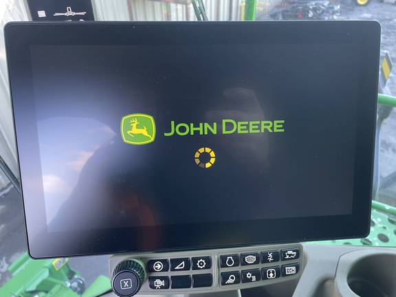 2024 John Deere X9 1000 Combine