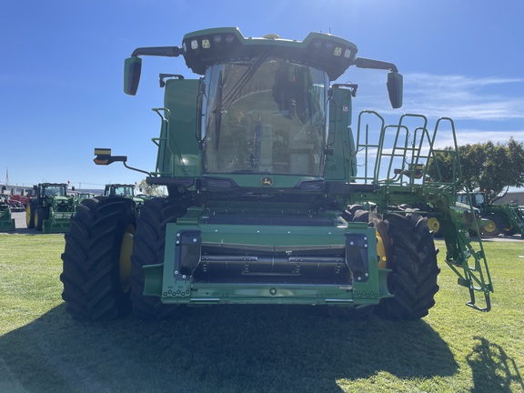 2024 John Deere X9 1000 Combine