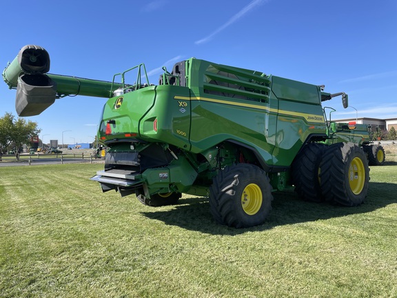 2024 John Deere X9 1000 Combine