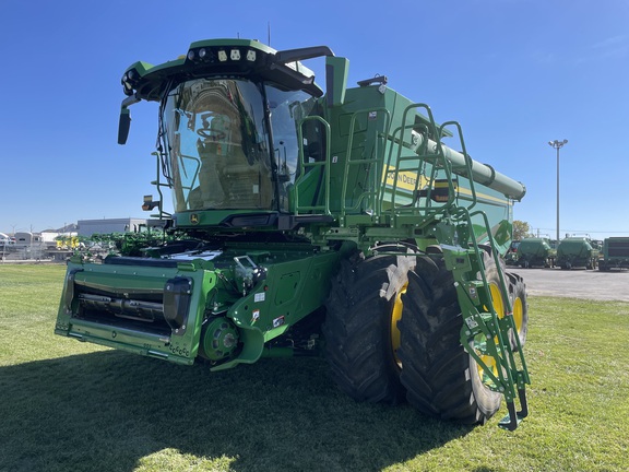 2024 John Deere X9 1000 Combine