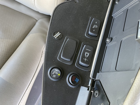 2024 John Deere X9 1000 Combine