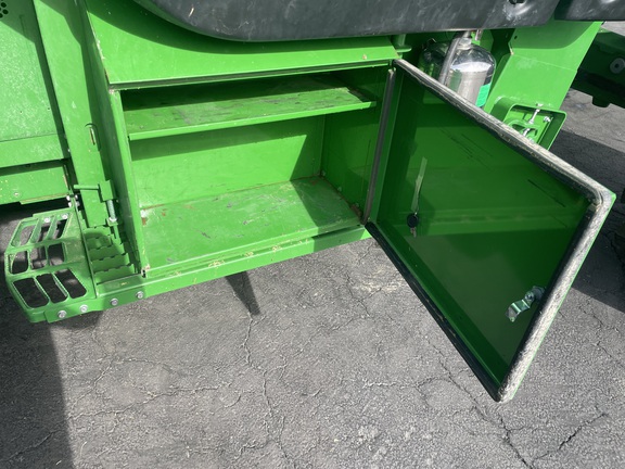 2024 John Deere X9 1000 Combine