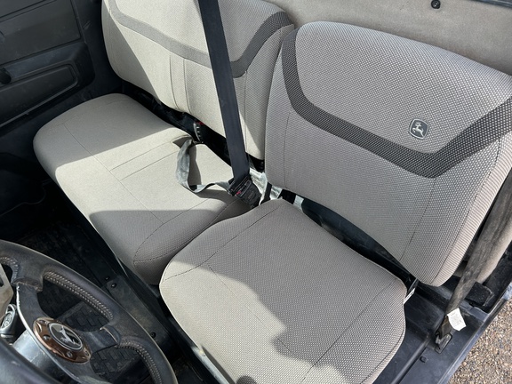 2023 John Deere XUV 835R ATV