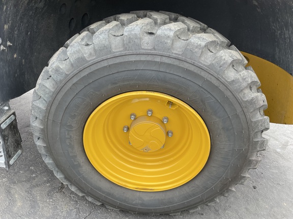 2023 John Deere 344 P Compact Utility Loader