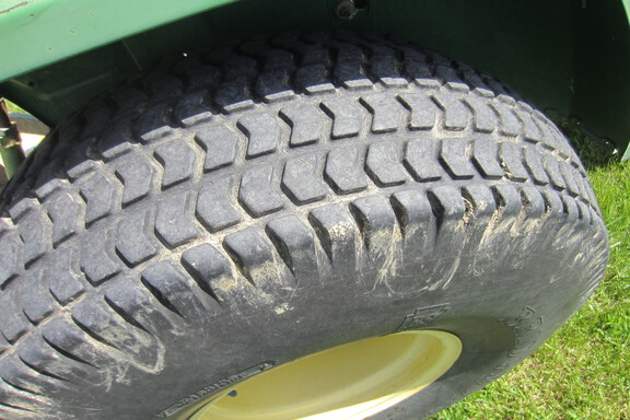 1991 John Deere 770 Tractor Compact