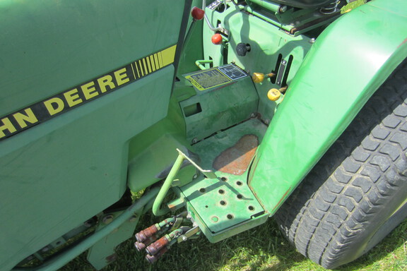 1991 John Deere 770 Tractor Compact