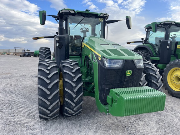 2023 John Deere 8R 370 Tractor