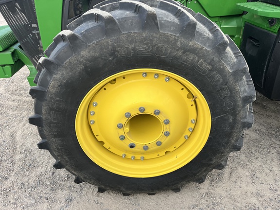 2023 John Deere 8R 370 Tractor