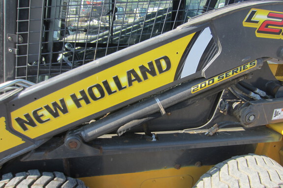 2017 New Holland L228 Skid Steer Loader