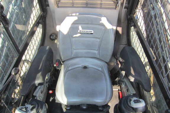 2017 New Holland L228 Skid Steer Loader