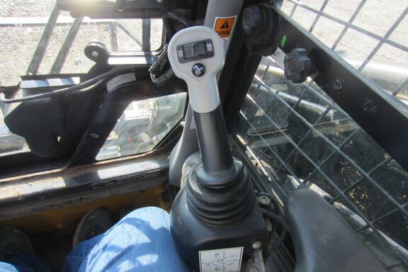 2017 New Holland L228 Skid Steer Loader