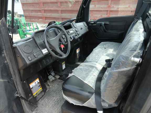 2024 John Deere XUV 835M ATV