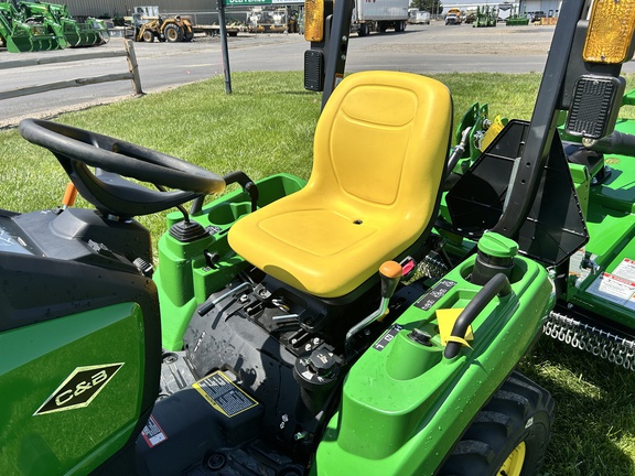 2022 John Deere 1023E Tractor Compact