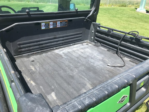 2022 John Deere XUV 865M ATV