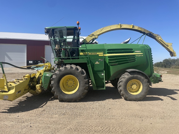 2012 John Deere 7550 Forage Harvester