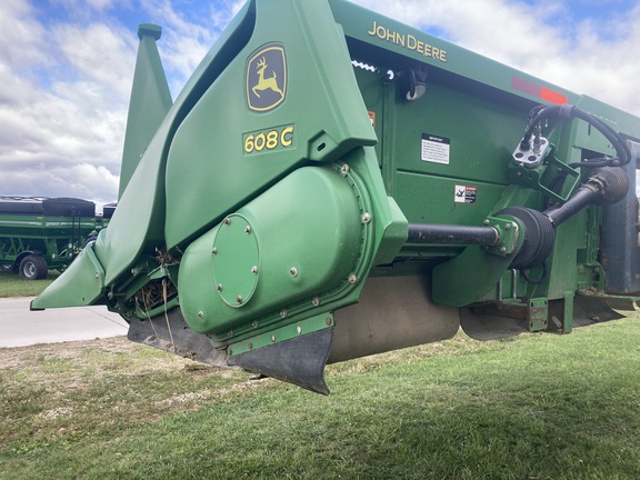 2009 John Deere 608C StalkMaster Header Corn Head