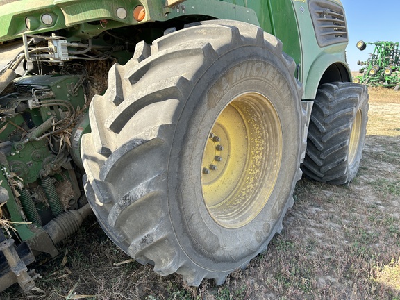 2022 John Deere 9700 Forage Harvester