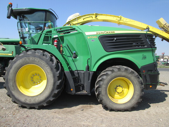 2022 John Deere 9700 Forage Harvester