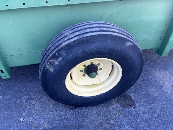 2004 John Deere 455 Manure Spreader