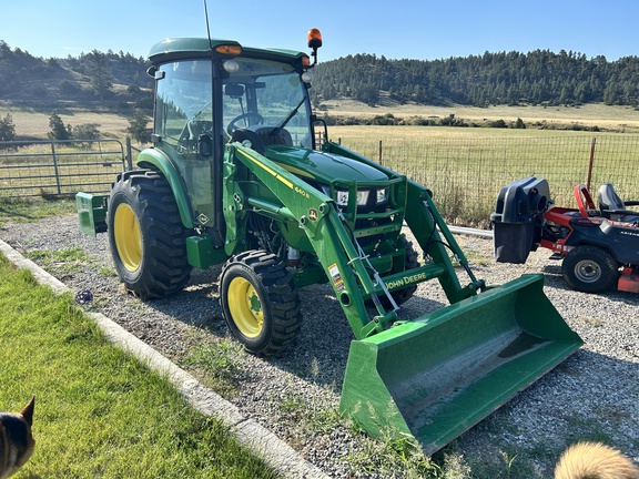 2022 John Deere 4066R Tractor Compact