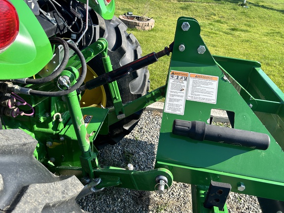 2022 John Deere 4066R Tractor Compact