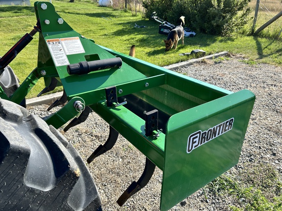 2022 John Deere 4066R Tractor Compact