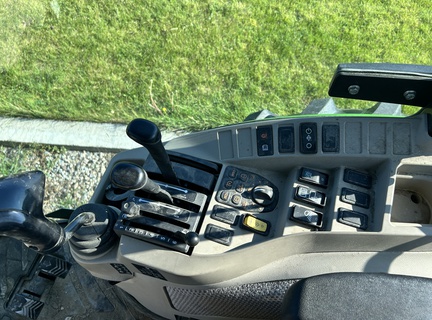 2022 John Deere 4066R Tractor Compact