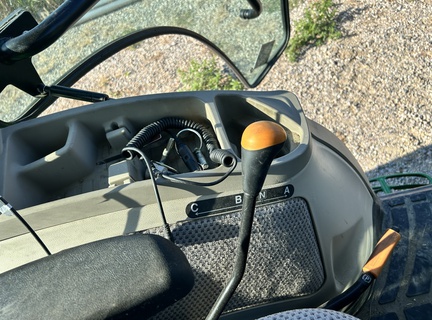 2022 John Deere 4066R Tractor Compact