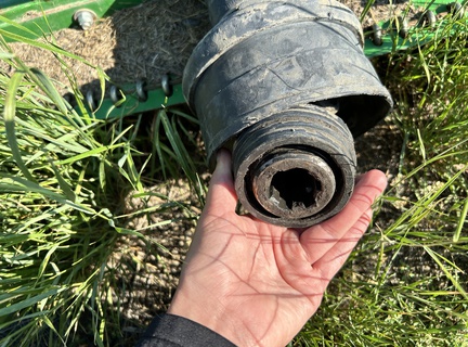 2022 John Deere 4066R Tractor Compact