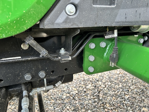 2022 John Deere 2032R Tractor Compact