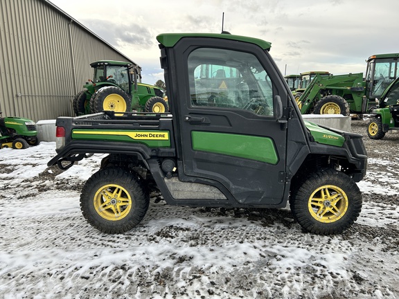 2022 John Deere XUV 835R ATV