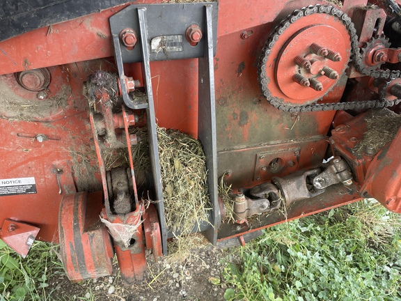 2000 AGCO Hesston 8450 Windrower
