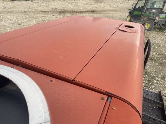 2000 AGCO Hesston 8450 Windrower