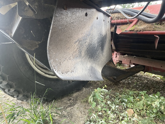 2000 AGCO Hesston 8450 Windrower