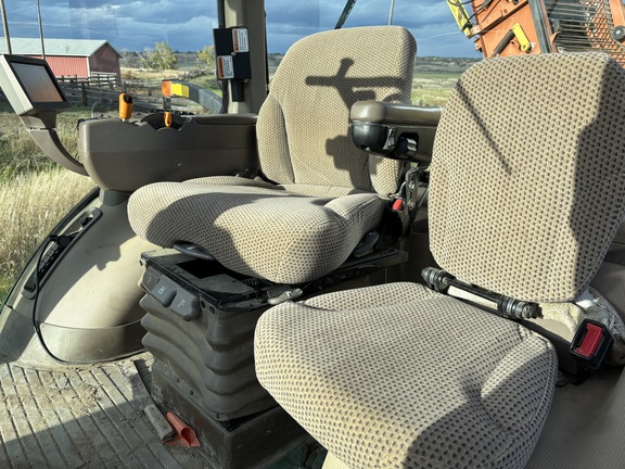 2011 John Deere 7200R Tractor