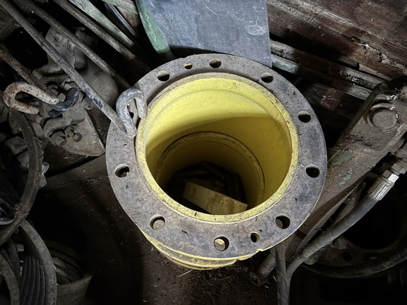 2011 John Deere 7200R Tractor