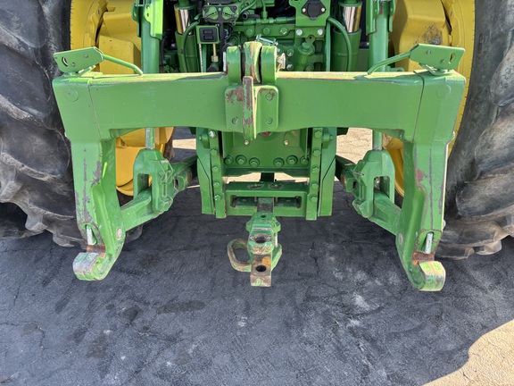 2011 John Deere 7200R Tractor