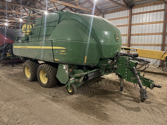 2023 John Deere L341 Baler/Big Square
