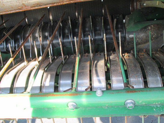 2025 John Deere 561M Baler/Round